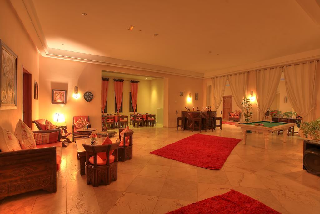 Villa Marco Au Jardin Des Senteurs El Ain Ngoại thất bức ảnh