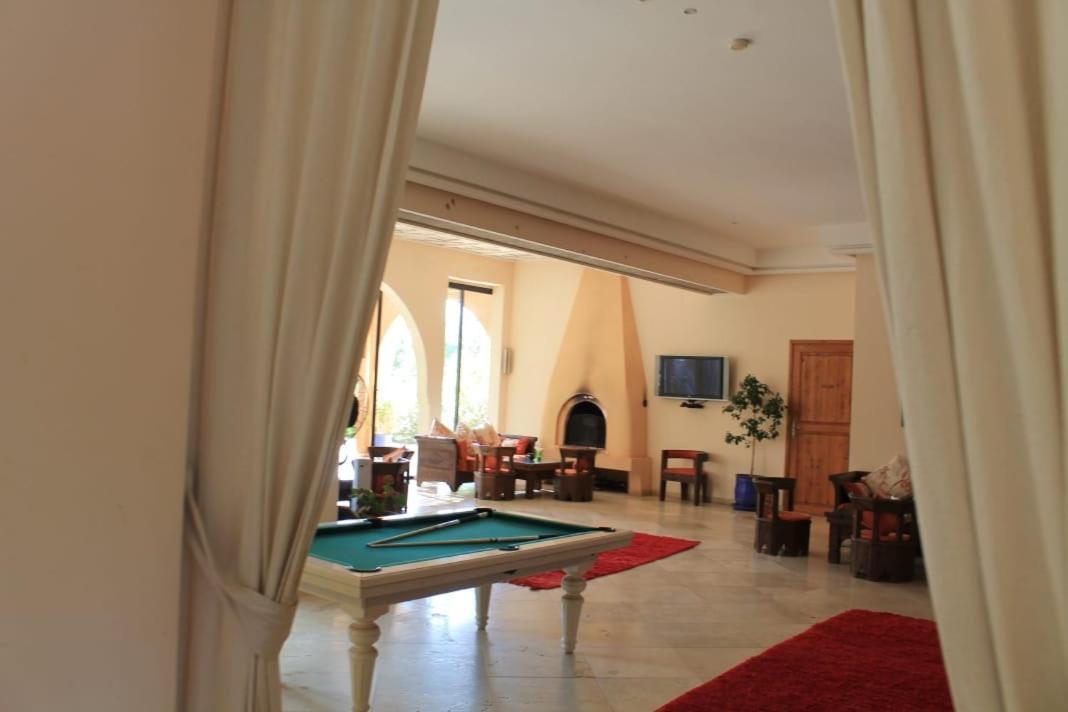 Villa Marco Au Jardin Des Senteurs El Ain Ngoại thất bức ảnh