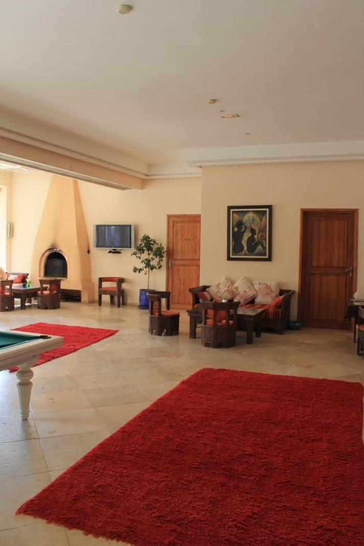 Villa Marco Au Jardin Des Senteurs El Ain Ngoại thất bức ảnh