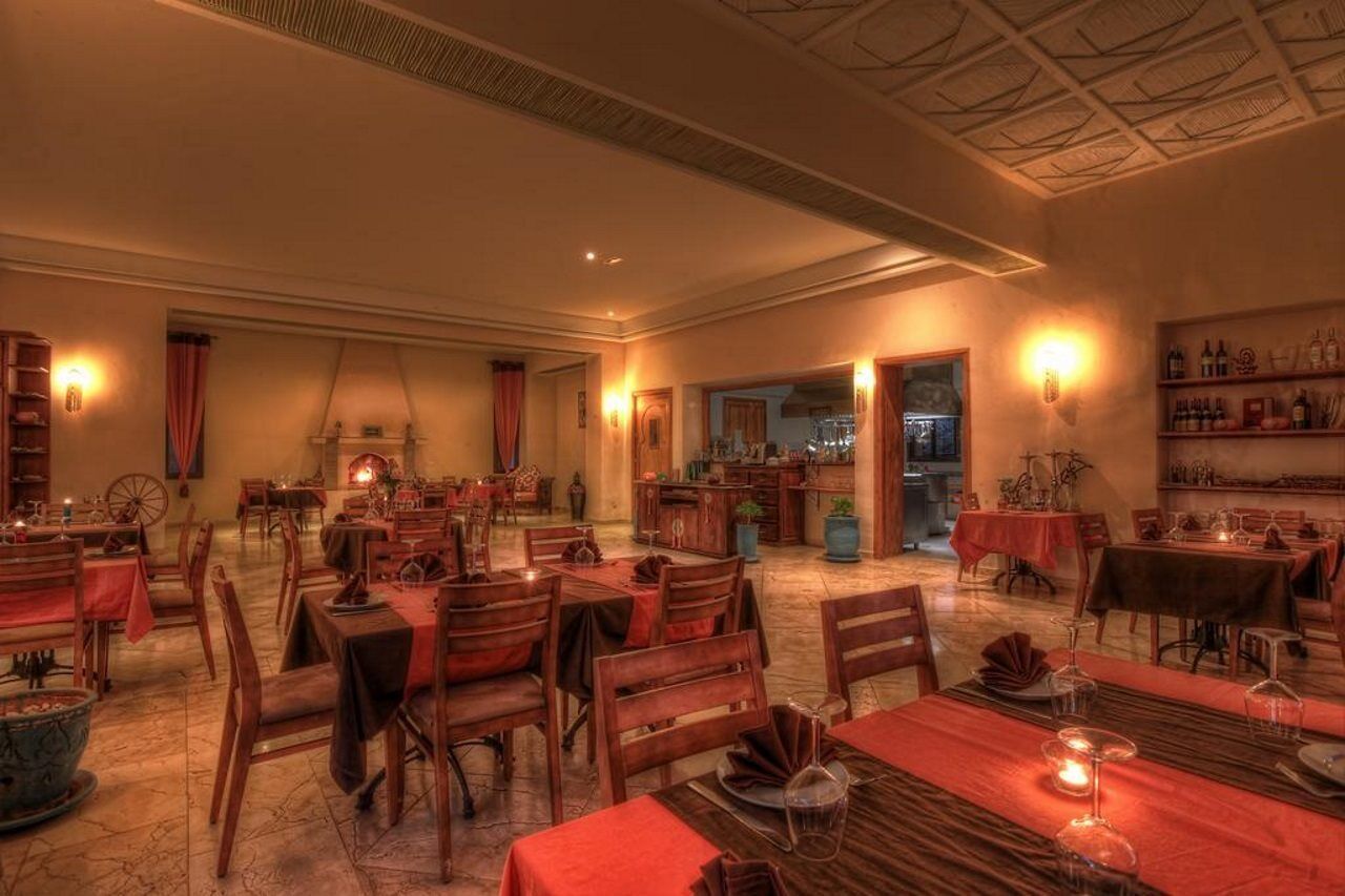 Villa Marco Au Jardin Des Senteurs El Ain Ngoại thất bức ảnh