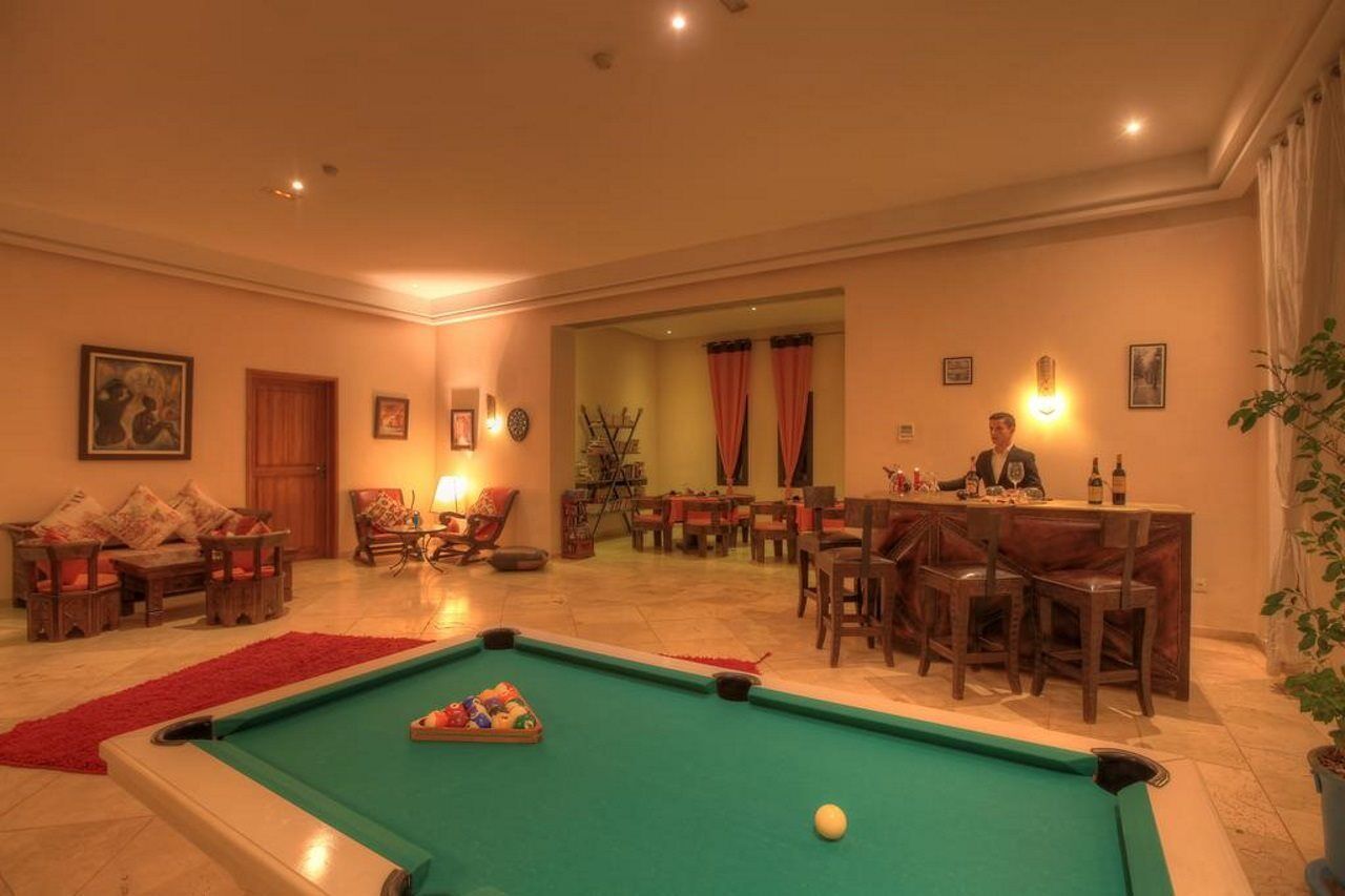 Villa Marco Au Jardin Des Senteurs El Ain Ngoại thất bức ảnh